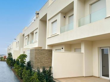 Casa con piscina in vendita a Algorfa