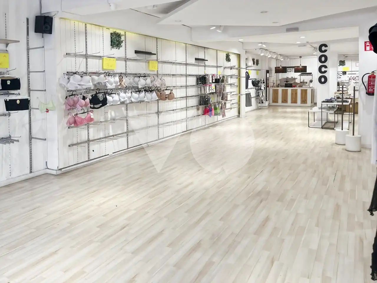 Commercial properties for sale in Alcobendas  with Air Conditioner