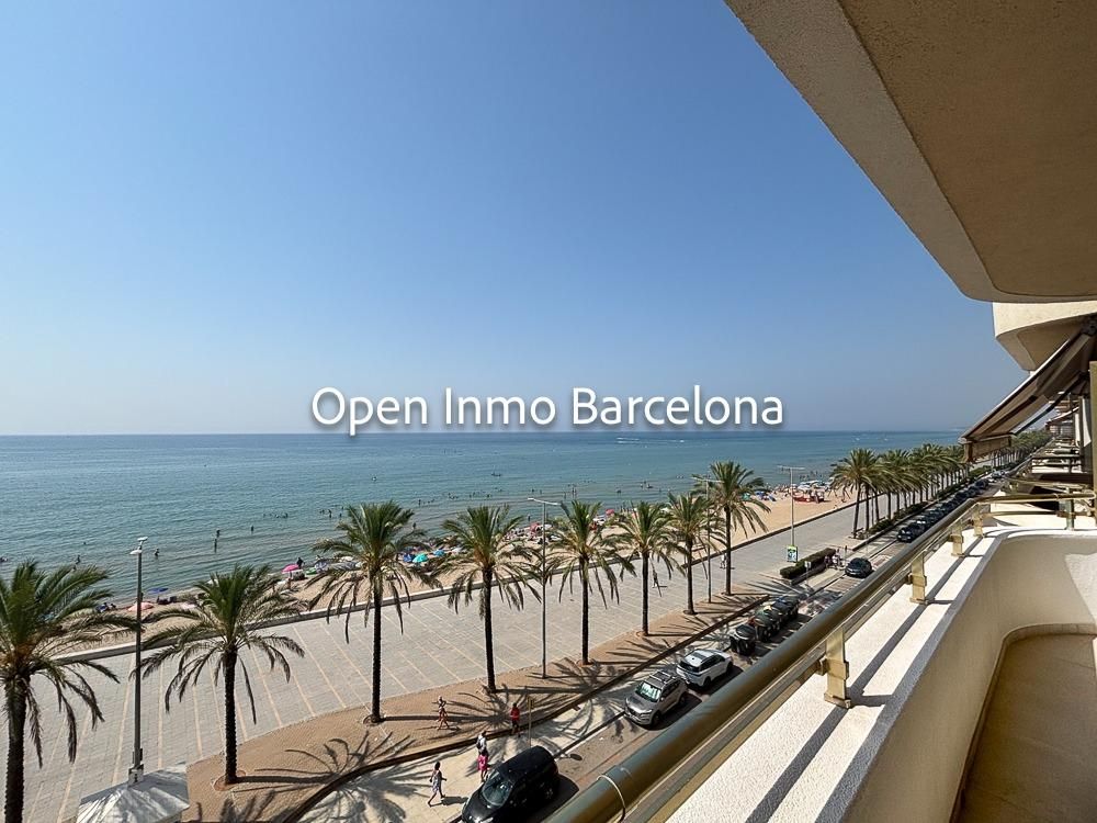 Vista exterior de Pis en venda en Calafell amb Calefacció, Terrassa i Balcó