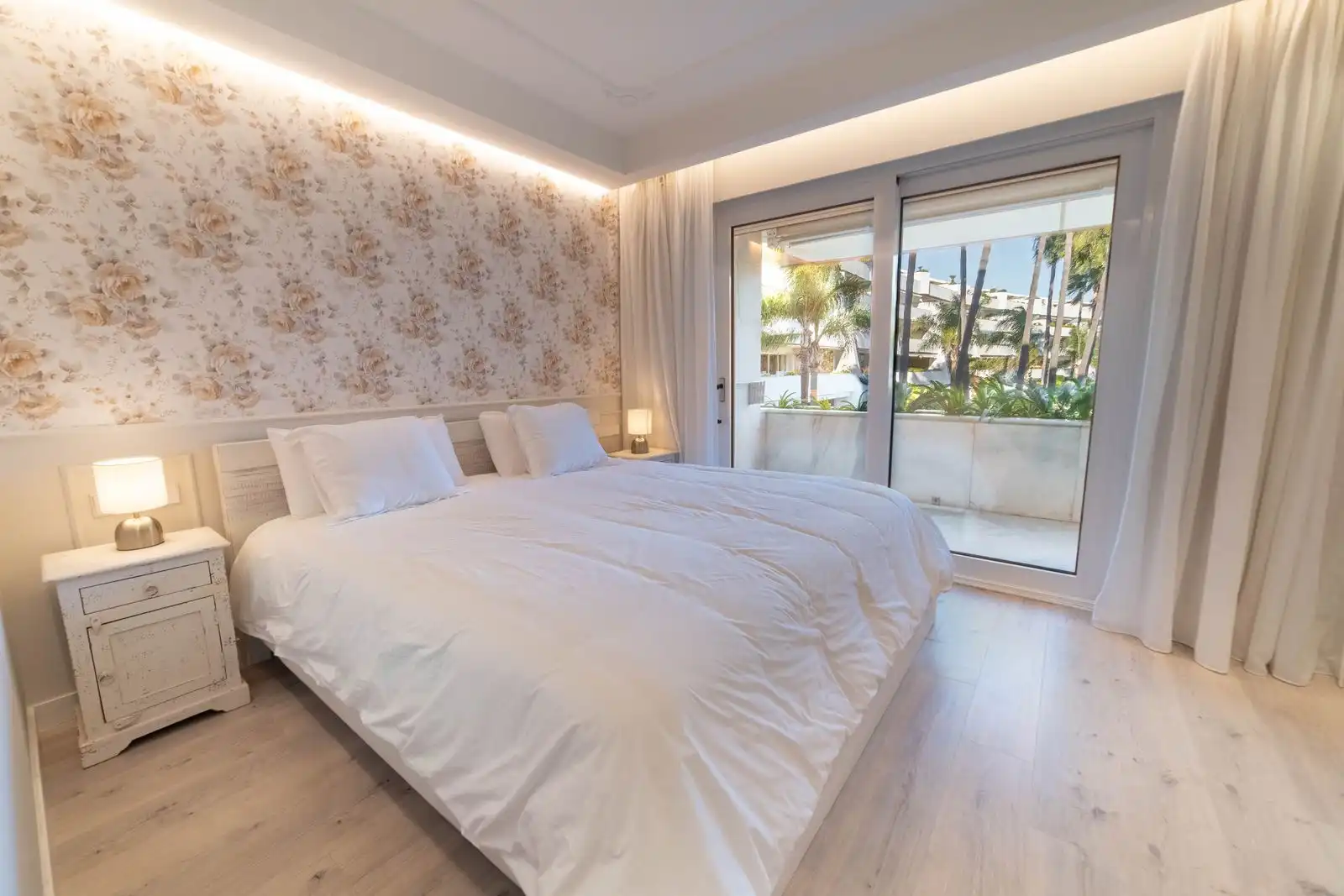 Habitación de Piso en venta en Marbella con Aire acondicionado, Terraza y Trastero