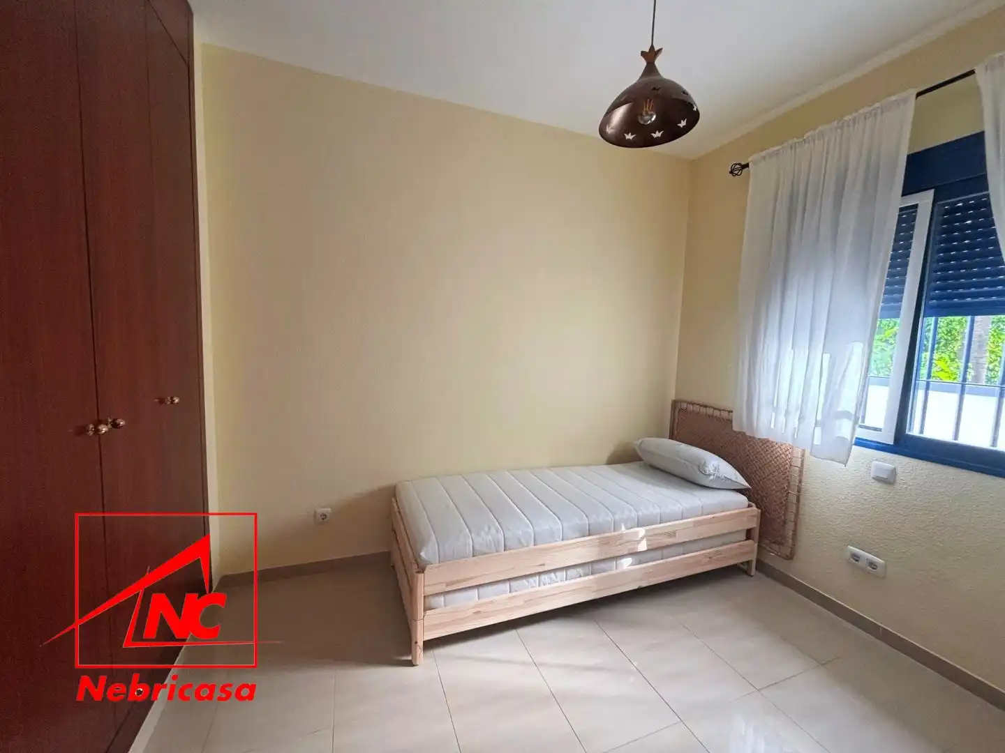 Schlafzimmer von Wohnung zur Miete in Rota mit Klimaanlage, Terrasse und Schwimmbad