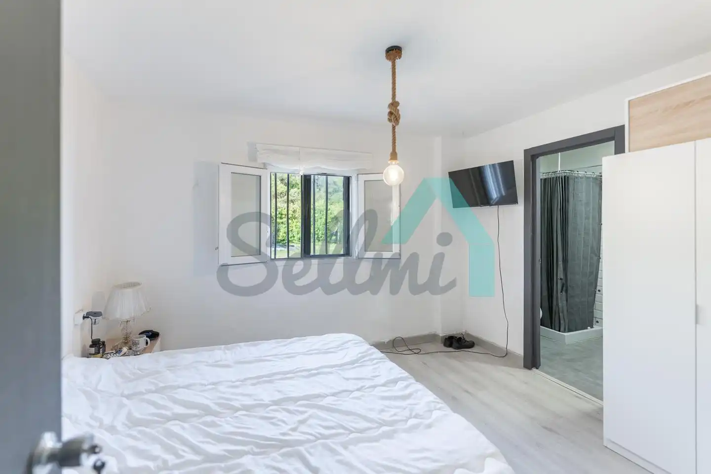 Dormitori de Casa o xalet de lloguer en Gijón  amb Jardí privat, Piscina i Moblat