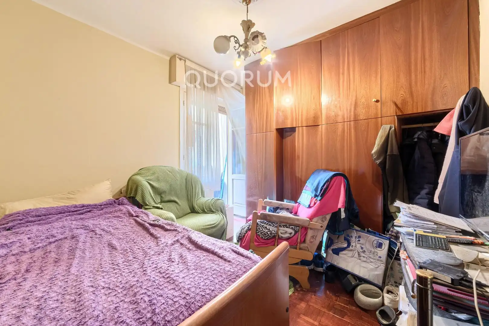 Habitación de Piso en venta en Basauri  con Calefacción y Balcón