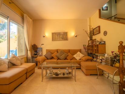 Living room of Single-family semi-detached for sale in Girona Capital  with Air Conditioner, Heating and Private garden