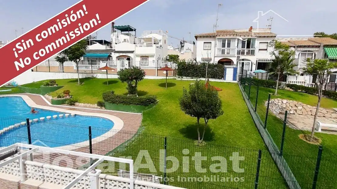 Pis amb piscina en venda a Urbanizacion LAGO JARDIN, imagen 3