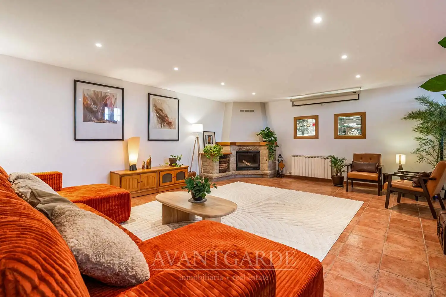 Sala d'estar de Casa o xalet en venda en Pallejà amb Aire condicionat, Calefacció i Jardí privat