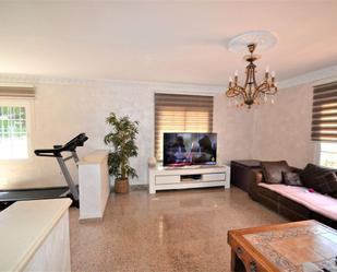 Living room of House or chalet for sale in Sotogrande  with Air Conditioner, Private garden and Parquet flooring