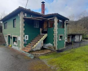 Exterior view of House or chalet for sale in Rasines  with Heating, Terrace and Balcony