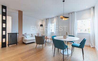 Living room of Flat for sale in  Madrid Capital  with Air Conditioner