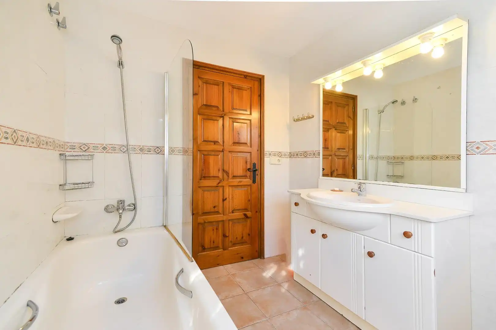Haus mit Pool zum Verkauf in Carrer Milan, imagen 38