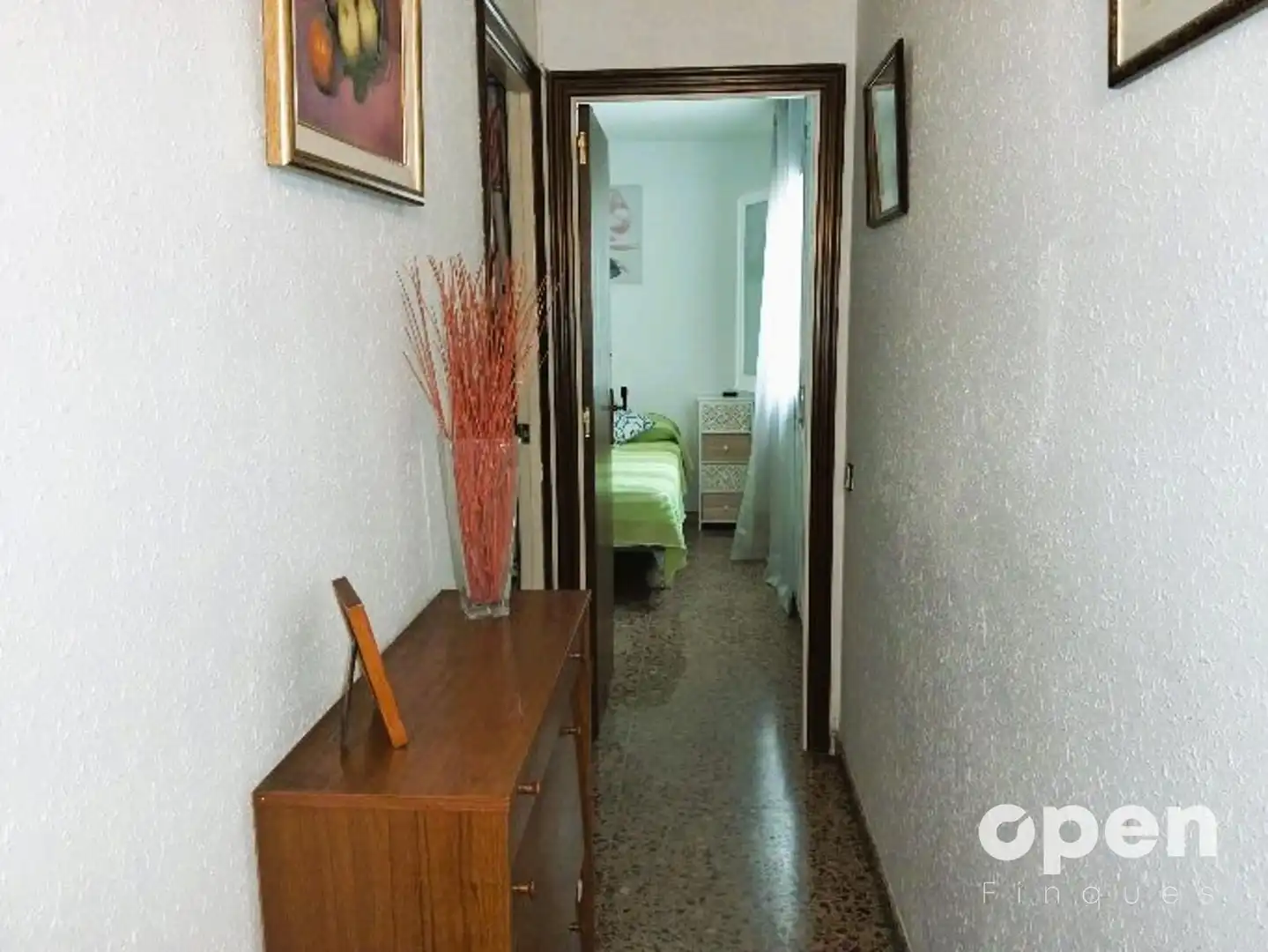 Piso en venta en Terrassa con Calefacción, Terraza y Balcón