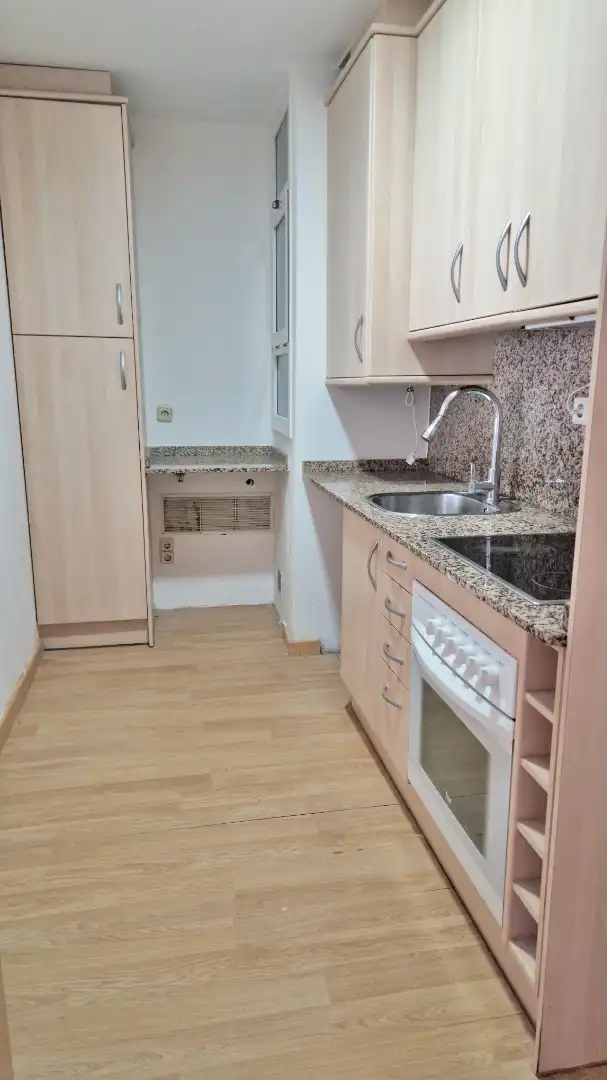 Kitchen of Flat for rent in Rosselló  with Air Conditioner, Heating and Parquet flooring