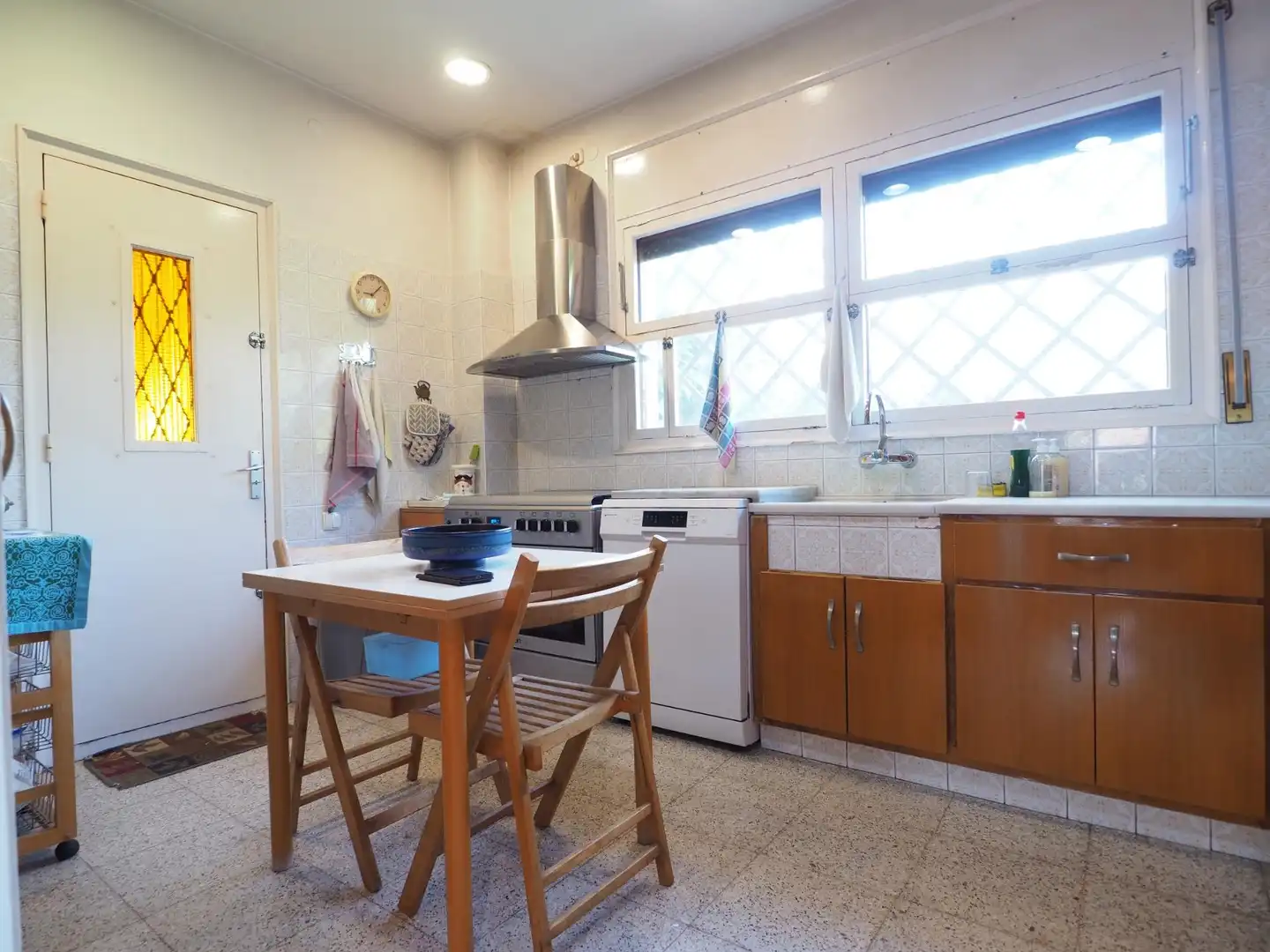 Cuina de Casa o xalet en venda en Canovelles amb Calefacció, Terrassa i Traster