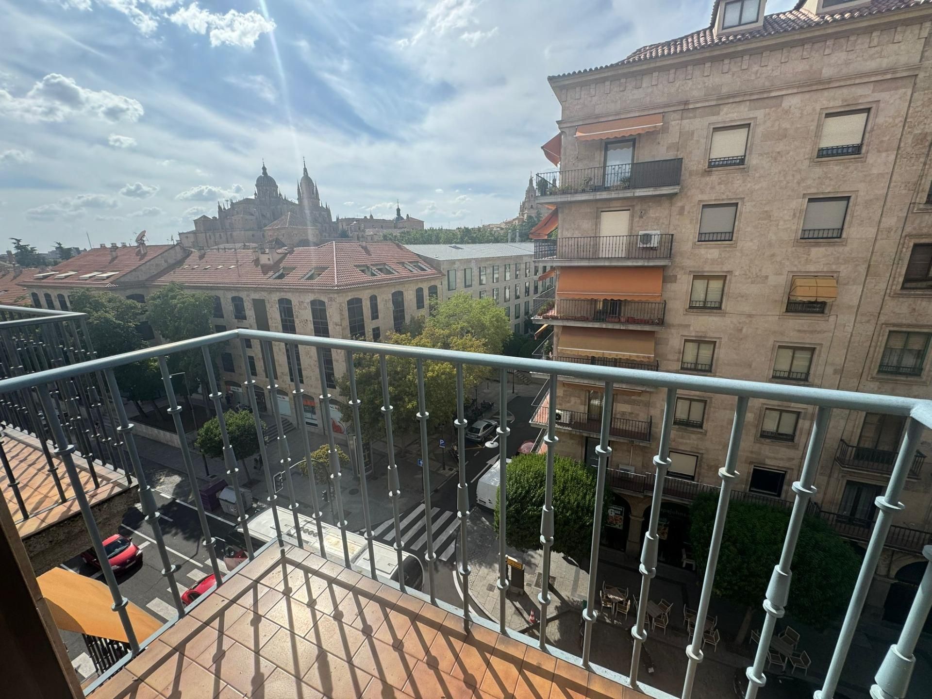 Vista exterior de Pis en venda en Salamanca Capital amb Calefacció i Balcó
