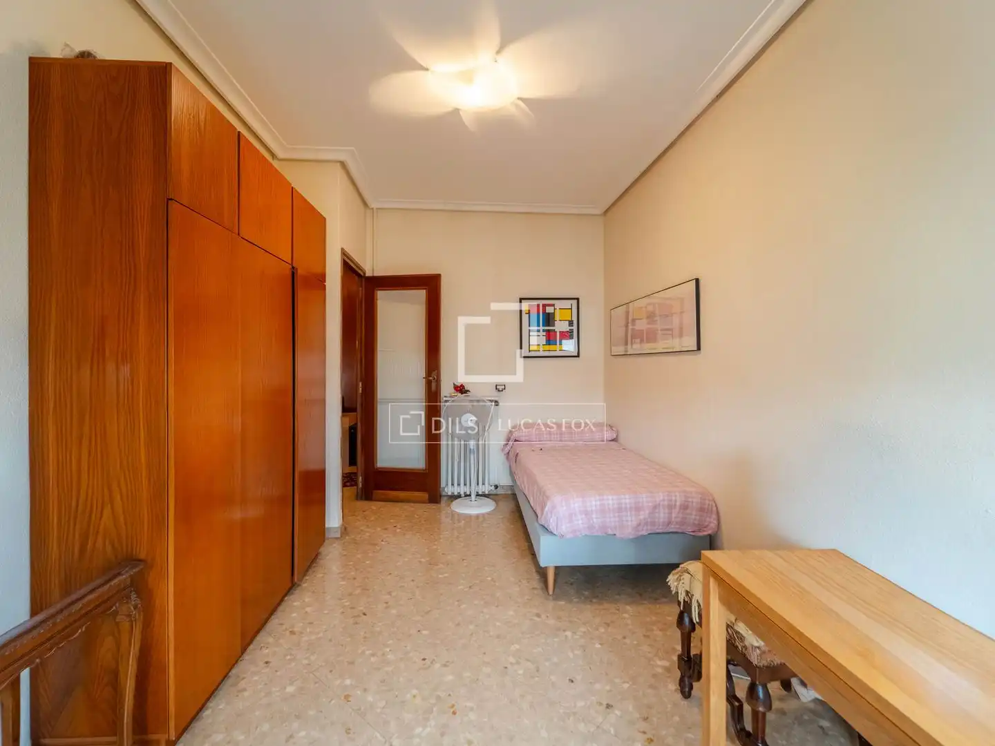 Habitación de Piso en venta en Valencia con Calefacción