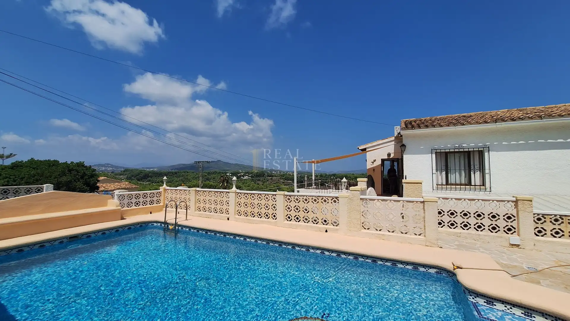 Vista exterior de Casa o xalet en venda en Jávea / Xàbia amb Aire condicionat, Terrassa i Traster