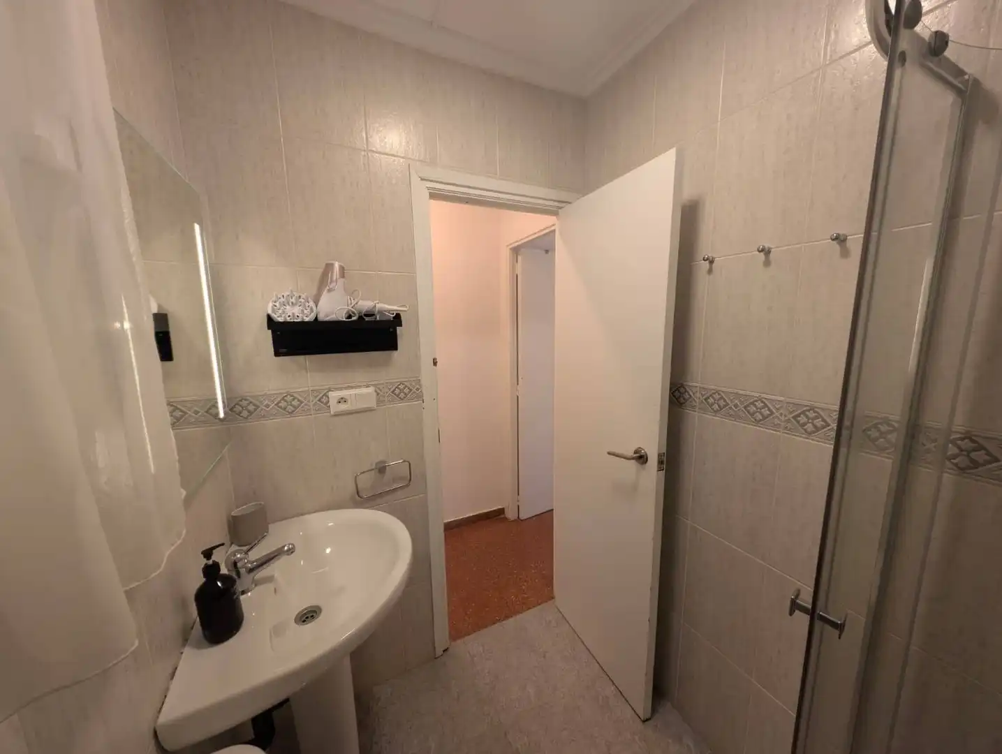 Appartement compact avec terrasse à louer à CONSTITUCIO DE LA, imagen 14