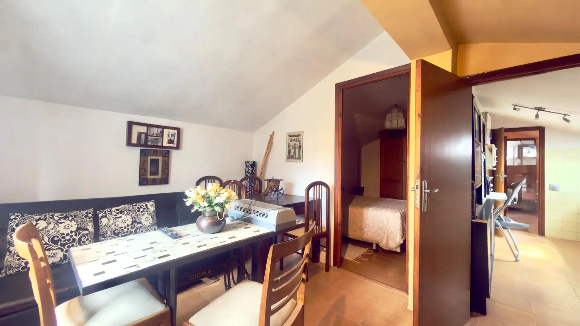 Comedor de Piso en venta en A Pobra de Trives  con Calefacción y Amueblado
