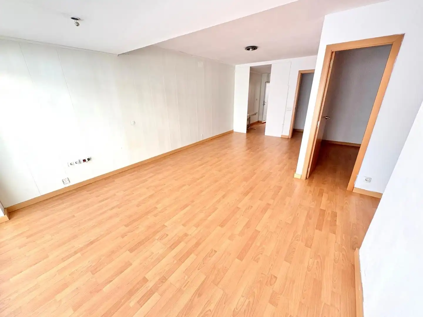 Wohnzimmer von Erdgeschoss zum Verkauf in Barcelona