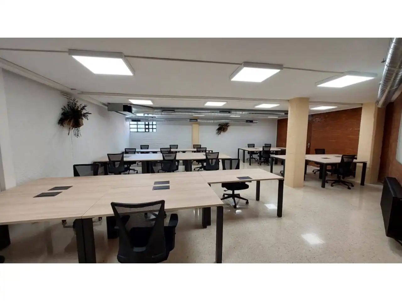 Ufficio con ascensore in affitto a Sant Carles