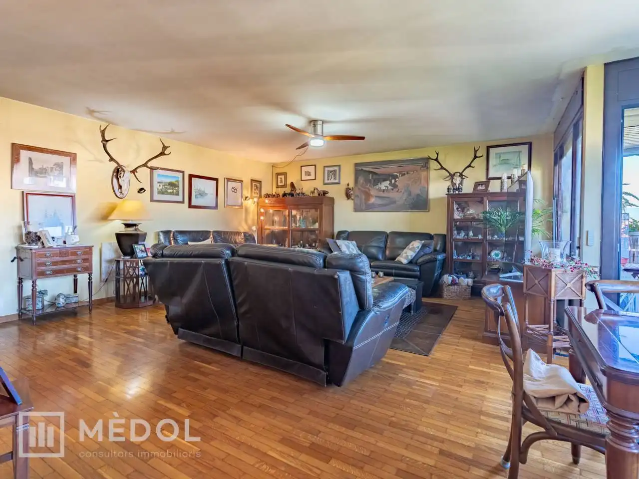 Sala de estar de Piso en venta en Tarragona con Calefacción, Parquet y Amueblado
