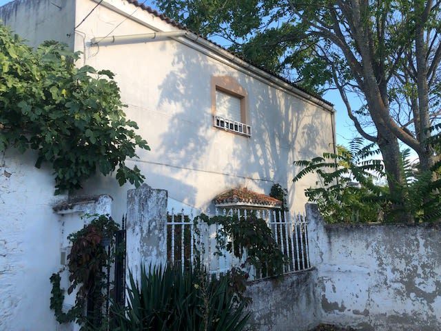 Außenansicht von Country house zum verkauf in Santa Elena mit Privatgarten
