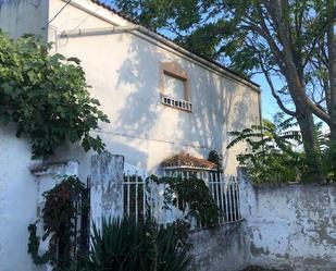 Vista exterior de Finca rústica en venda en Santa Elena amb Jardí privat