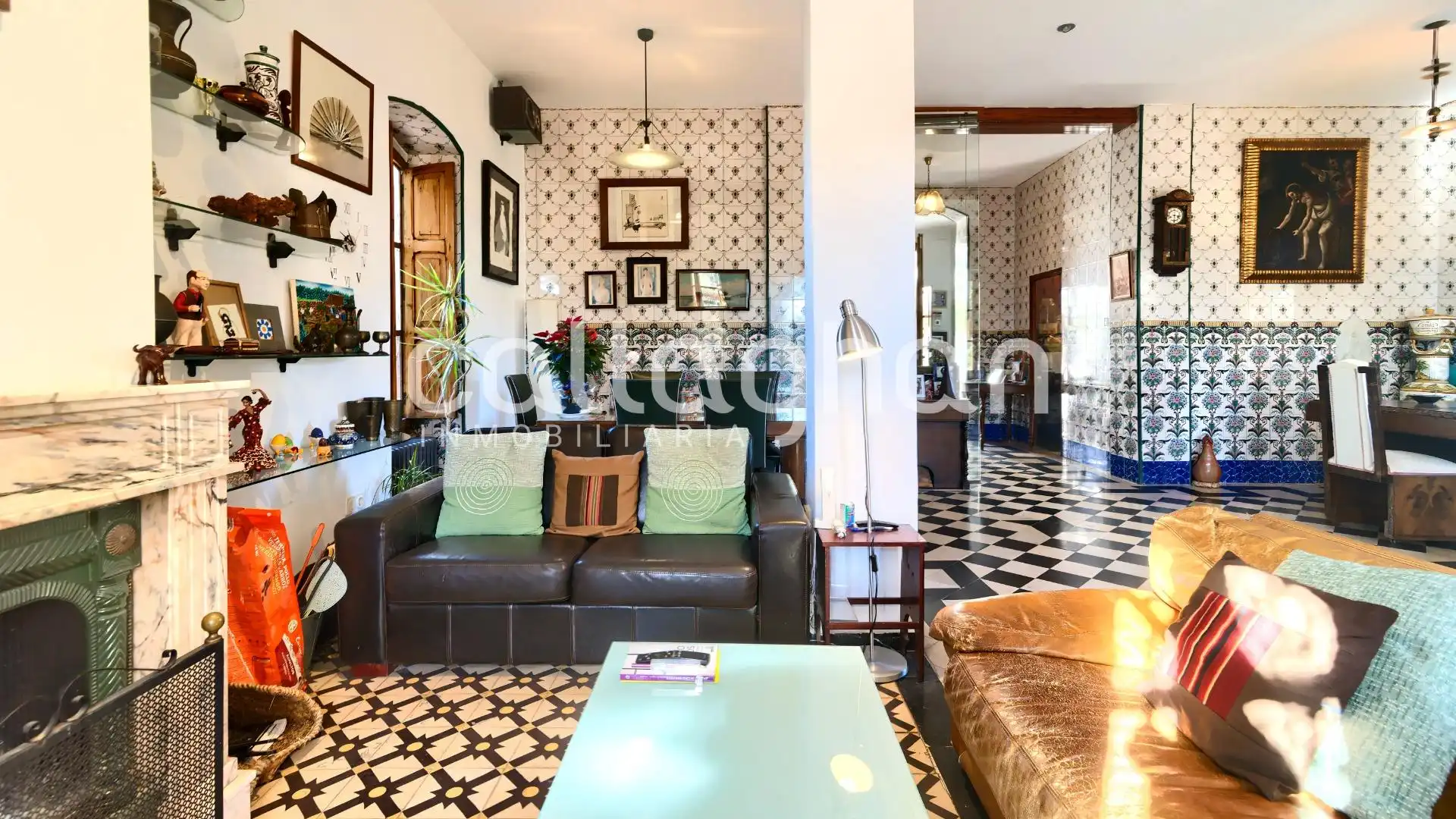 Sala d'estar de Casa o xalet en venda en Manises amb Aire condicionat, Calefacció i Jardí privat
