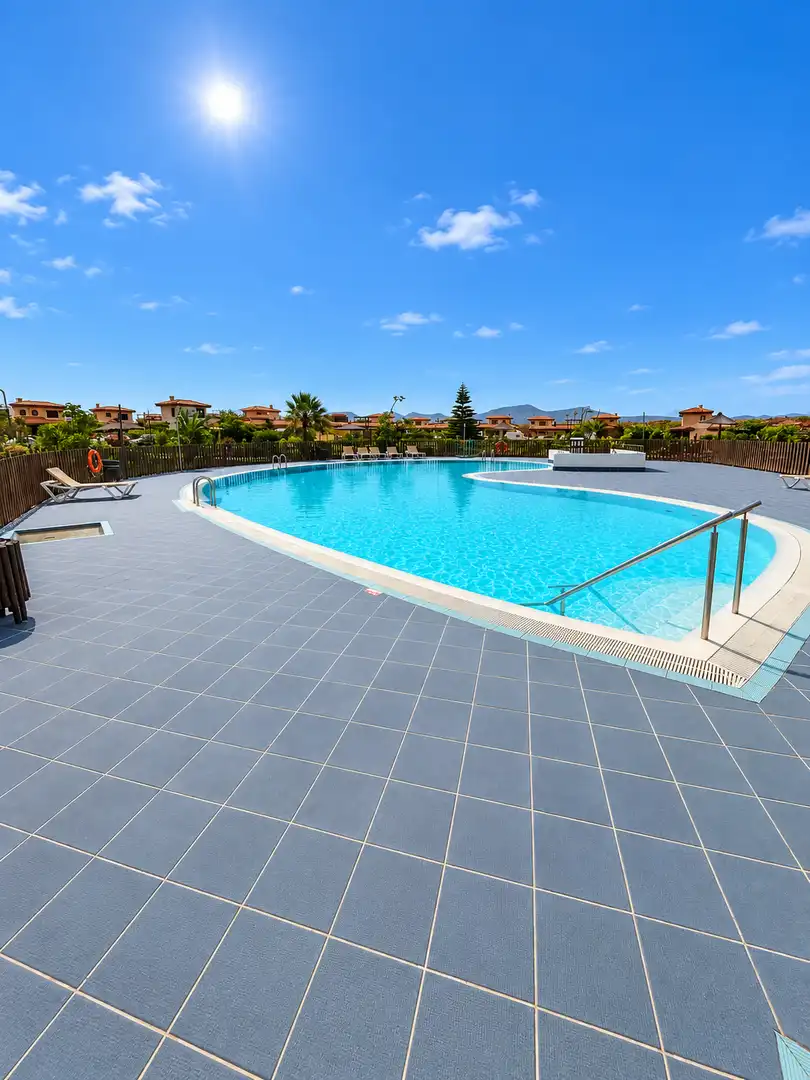 Piscina de Casa o chalet en venta en La Oliva con Terraza, Amueblado y Piscina comunitaria