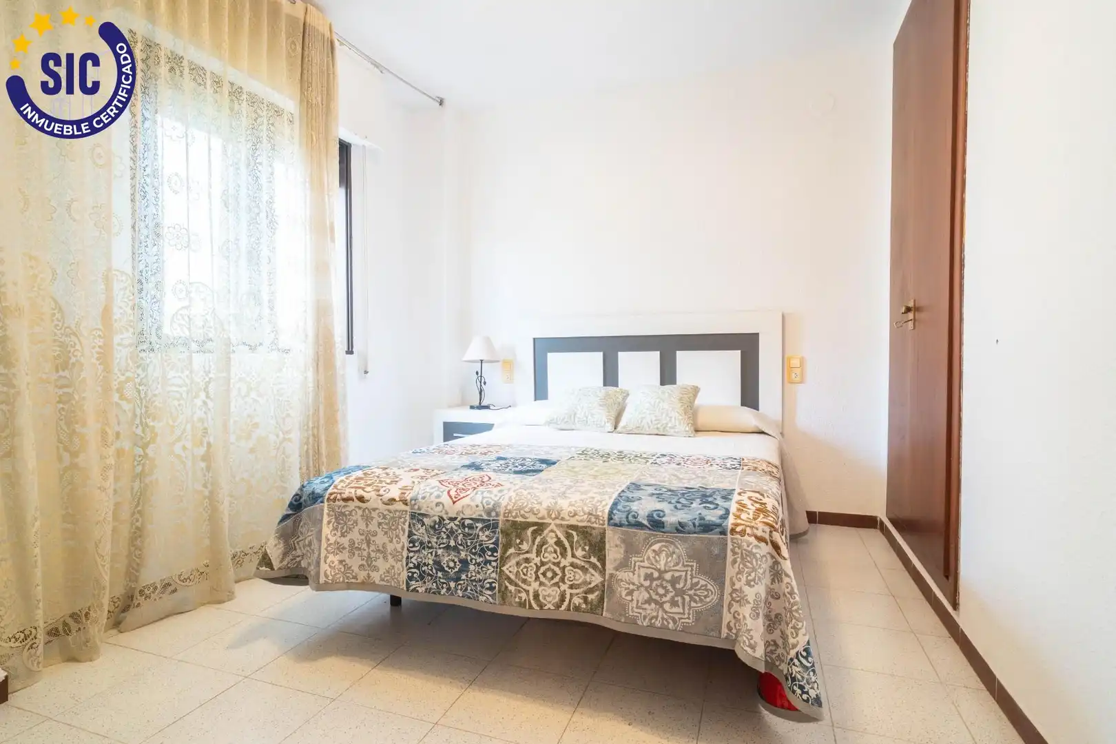 Dormitori de Apartament en venda en Oropesa del Mar / Orpesa amb Terrassa, Moblat i Piscina comunitària
