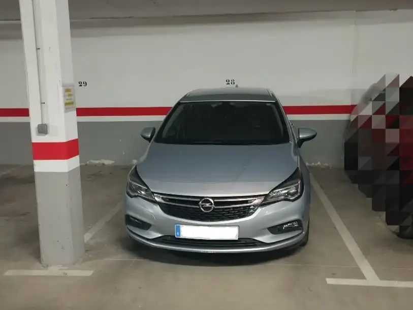 Parking of Garage for rent in Soria Capital 