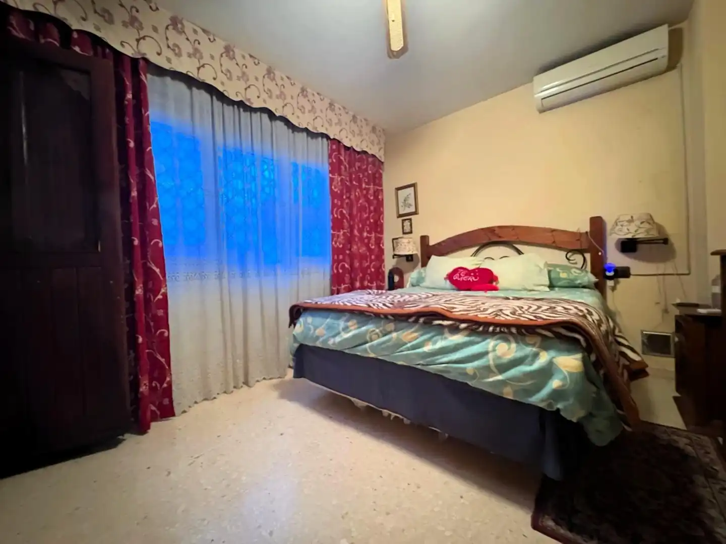 Habitación de Casa o chalet en venta en Algeciras con Aire acondicionado, Terraza y Trastero