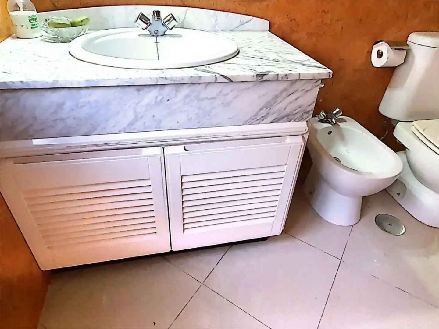 Bany de Pis en venda en Sevilla amb Jardí privat i Piscina