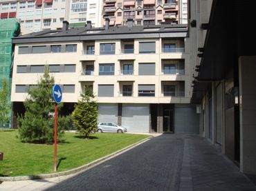 Gewerbefläche zur Miete in Rúa Avilés de Taramancos 10