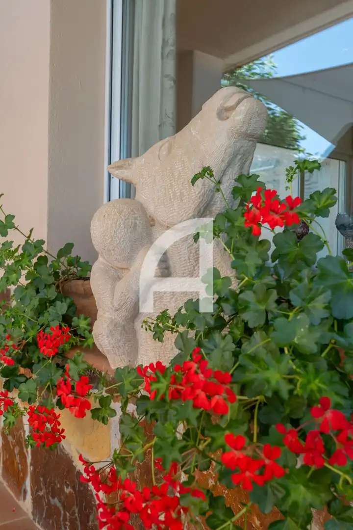 Garden of Houses for sale in Pontós  with Air Conditioner, Heating and Private garden