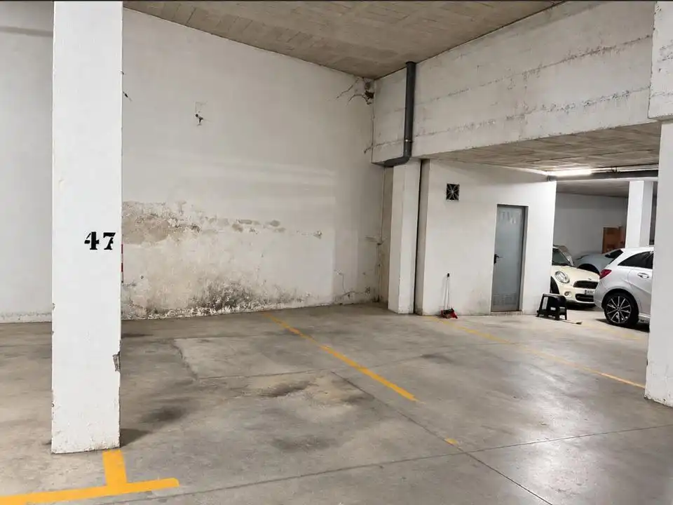 Parking de Piso en venta en Cártama con Aire acondicionado, Amueblado y Balcón