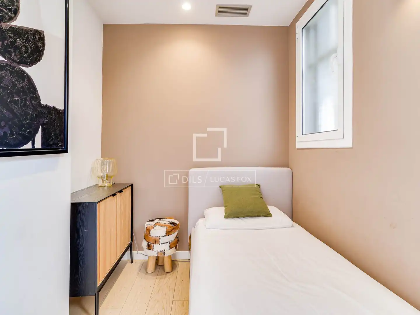 Habitación de Ático en venta en Barcelona con Aire acondicionado, Calefacción y Terraza