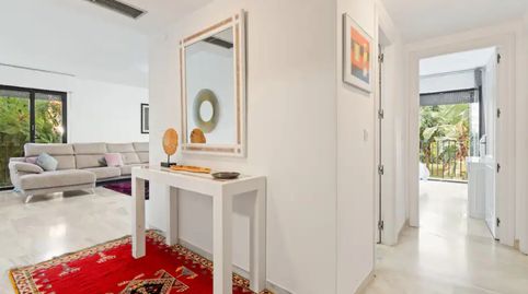 Foto 2 de Apartament de lloguer a Avenida José Banús, 13, Puerto Banús, Marbella