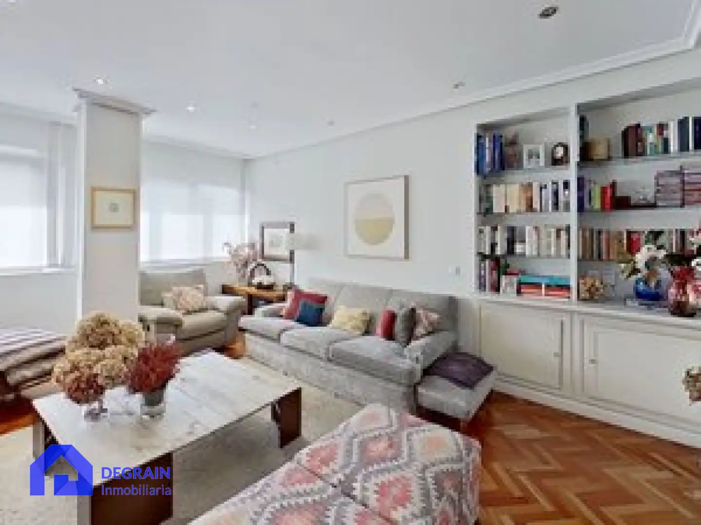 Living room of Flat for sale in Oviedo   with Heating and Storage room