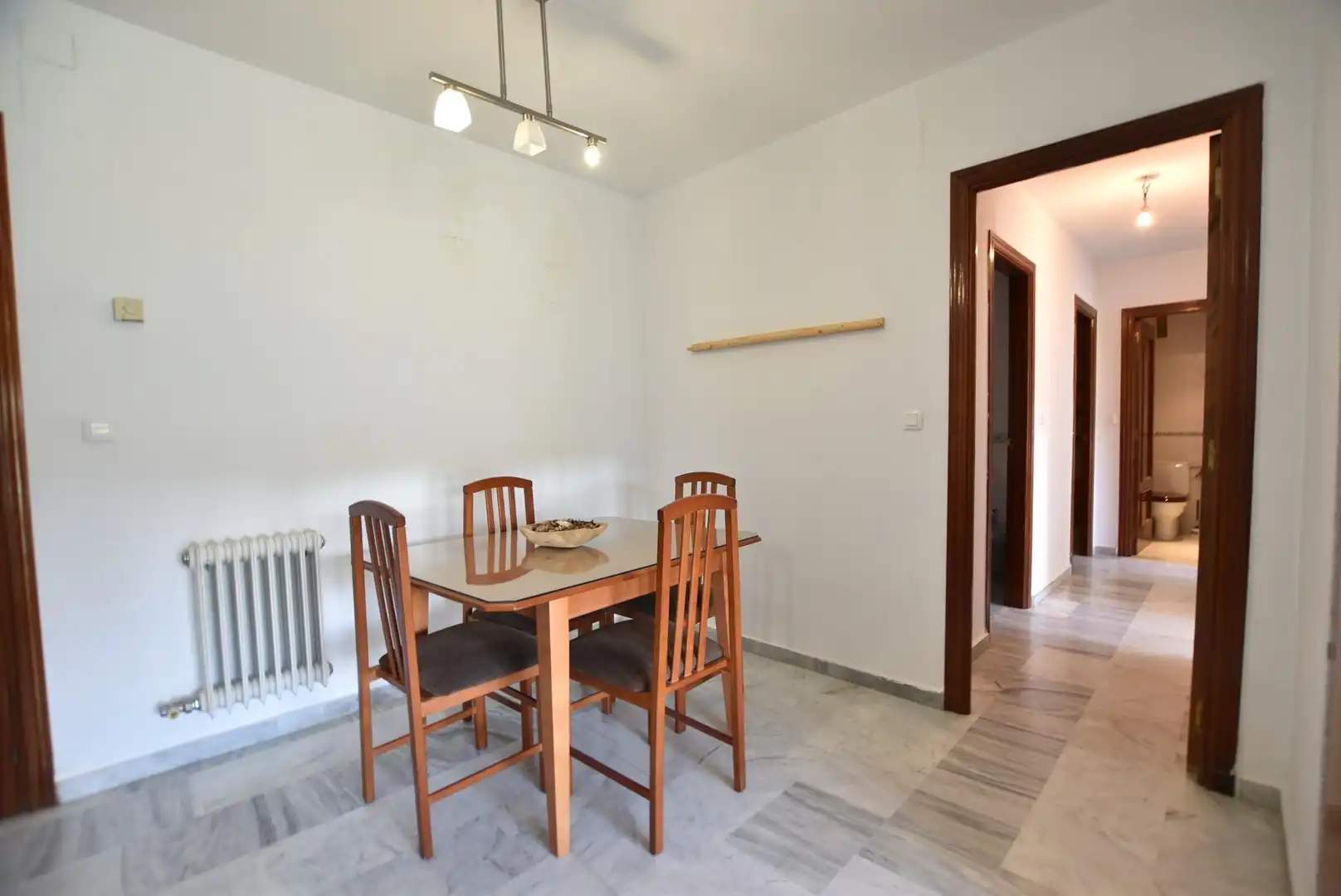 Esszimmer von Wohnung zur Miete in Granada mit Heizung, Möbliert und Balkon