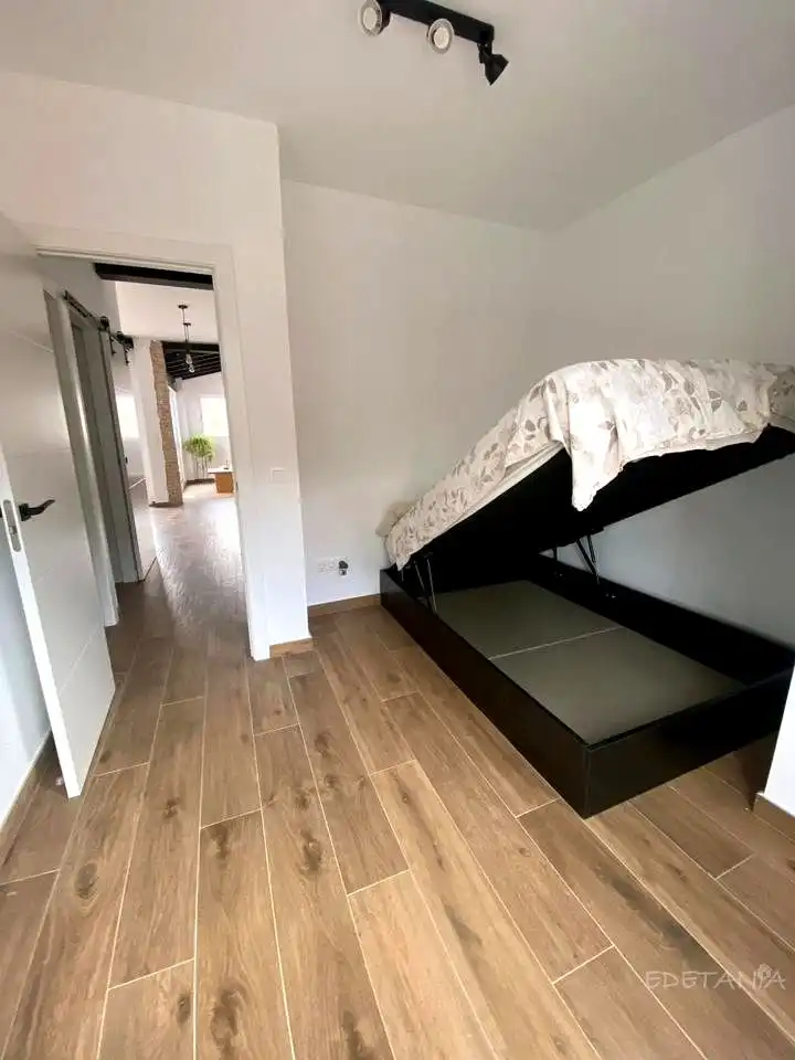 Schlafzimmer von Wohnung zur Miete in Moncada mit Terrasse und Möbliert