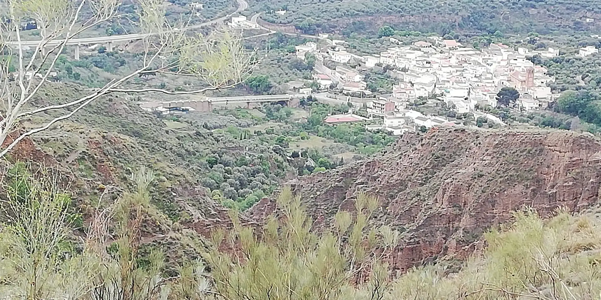 Vista exterior de Residencial en venda en Ugíjar