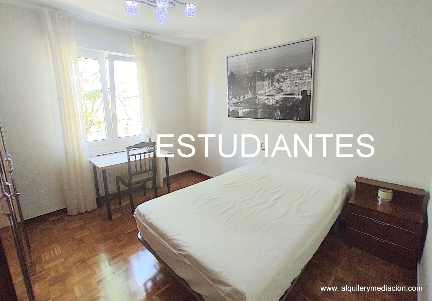 Bedroom of Flat to rent in Vitoria - Gasteiz  with Heating, Parquet flooring and Furnished