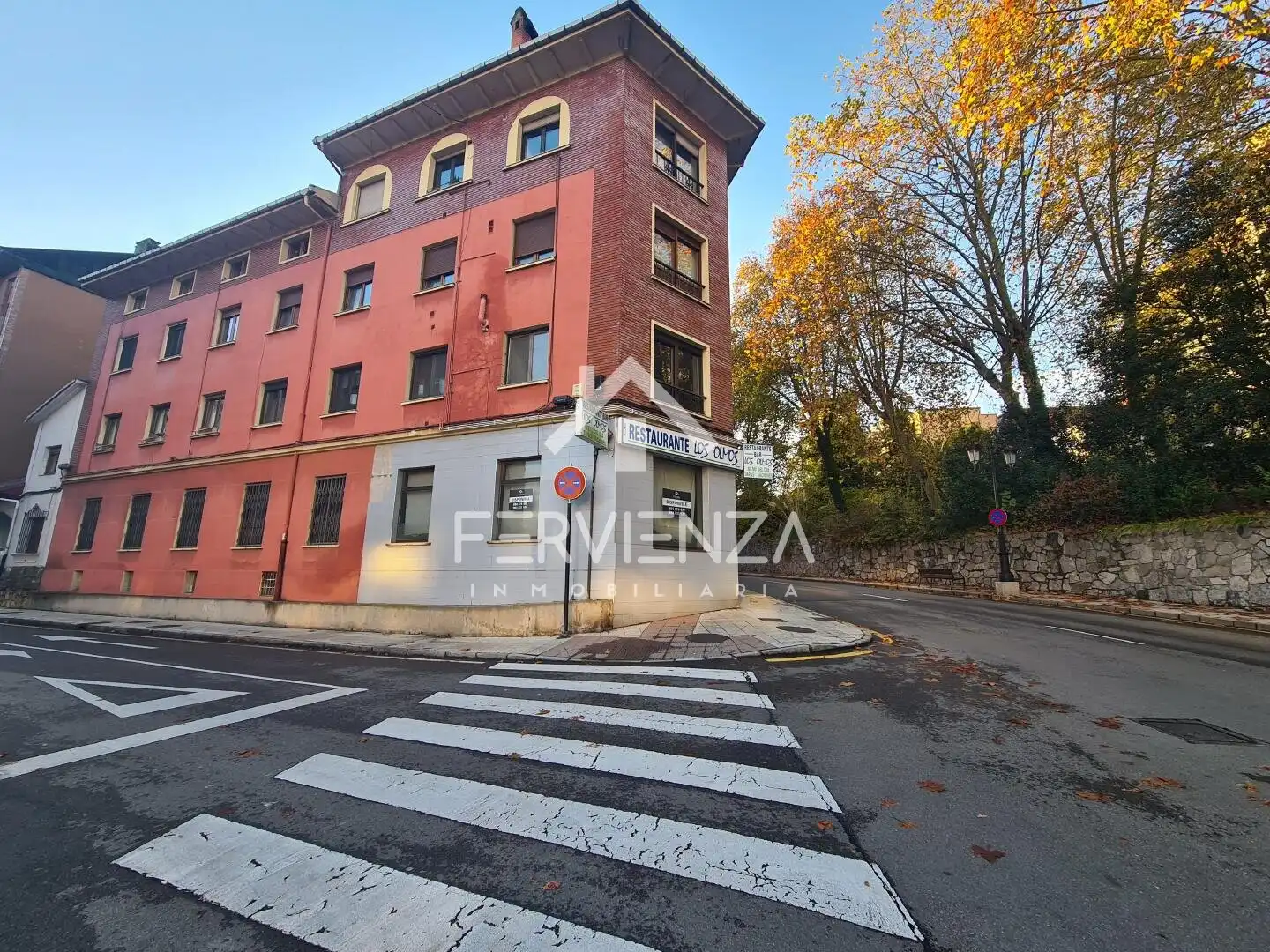 Außenansicht von Geschaftsraum zur Miete in Oviedo 