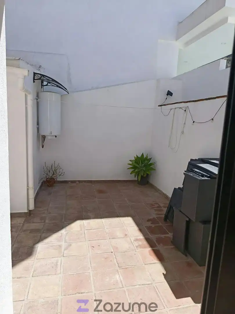 Terraza de Piso de alquiler en Pizarra con Aire acondicionado, Calefacción y Jardín privado