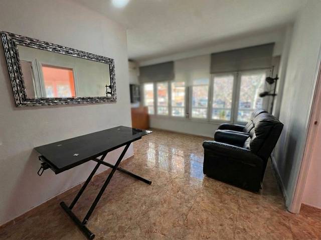 Piso en Venta en La Verneda i la Pau