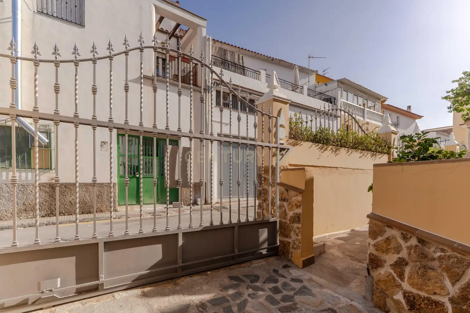 Exterior view of Houses for sale in Baza  with Storage room and Balcony