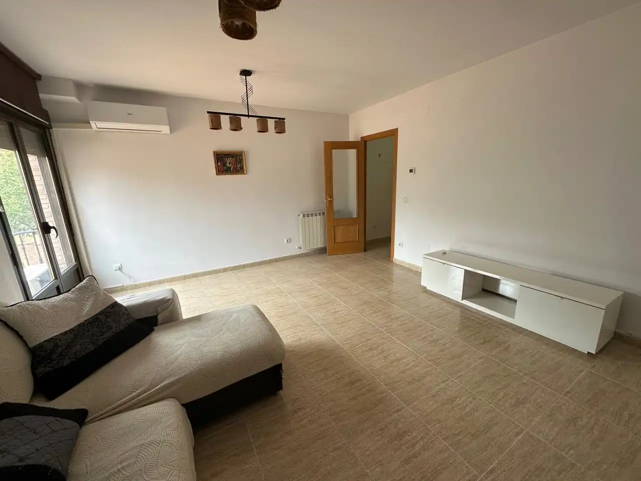 Sala de estar de Piso de alquiler en Navalcarnero con Calefacción y Amueblado
