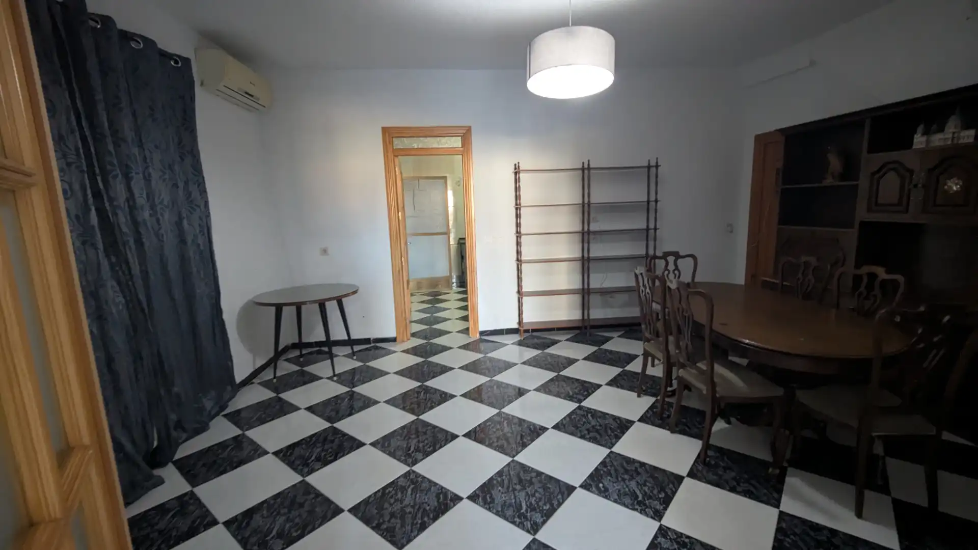 Casa adosada en venta en Las Gabias con Calefacción y Terraza