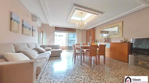 Foto 3 de Casa adosada en venda a Les Arenes - La Grípia  Can Montllor, Barcelona